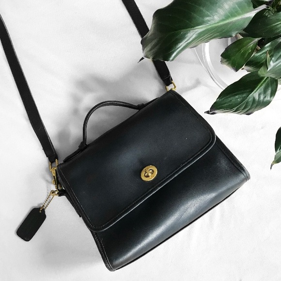 Coach Handbags - Authentic Vintage Coach Black Court Bag no. 9870